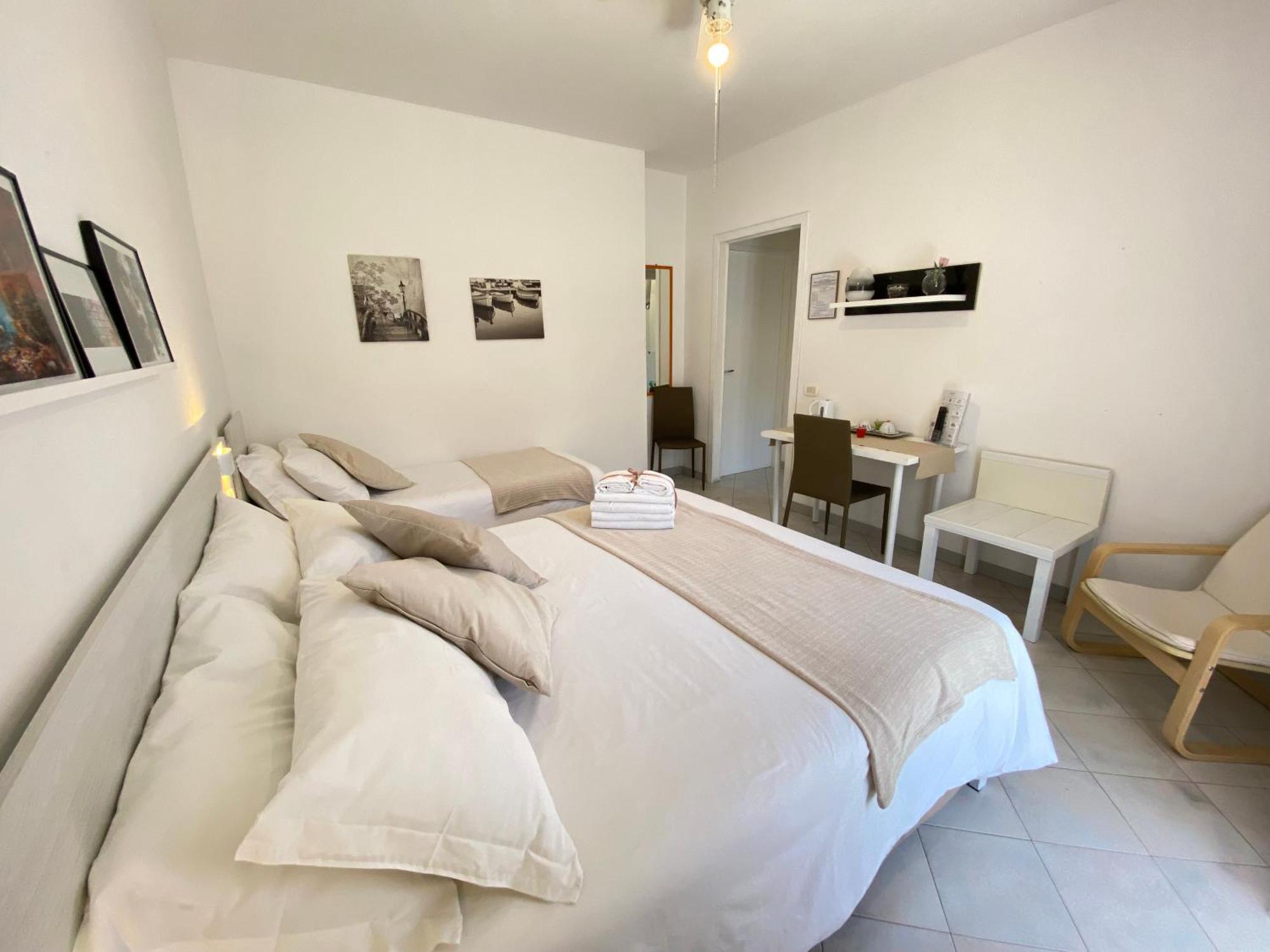 Ma&Mi Guest House Cefalú Habitación foto